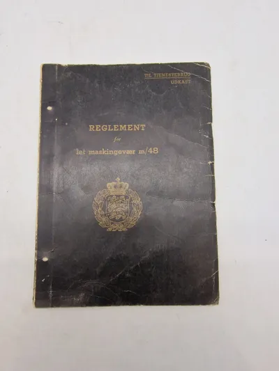 Reglement for let maskingevær m/48