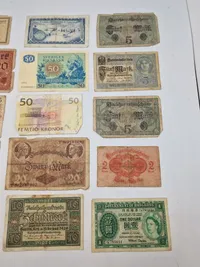 Samling diverse pengesedler