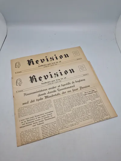Originale eks af avisen “Revision” som var kendt for at hjælpe tidligere frikorps soldater mm