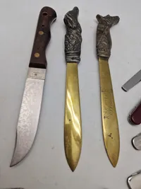 Samling lommeknive og brevknive