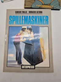 Samling diverse tegneserier mm