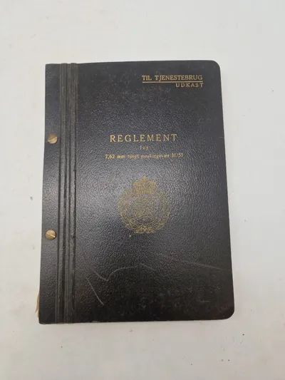 Reglement for maskingevær M/51