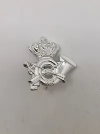 Samling diverse pins og nåle