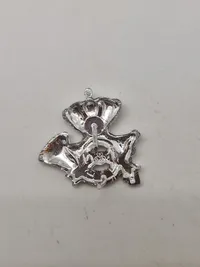 Samling diverse pins og nåle