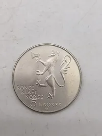 Norsk 5 kr. 1975 i møntholder med beskrivelse