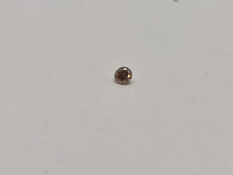 Smuk ægte champagne diamant 0.11 Carat