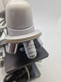 Reichert microscope Neopan Compound microscope med tilbehør