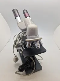 Reichert microscope Neopan Compound microscope med tilbehør