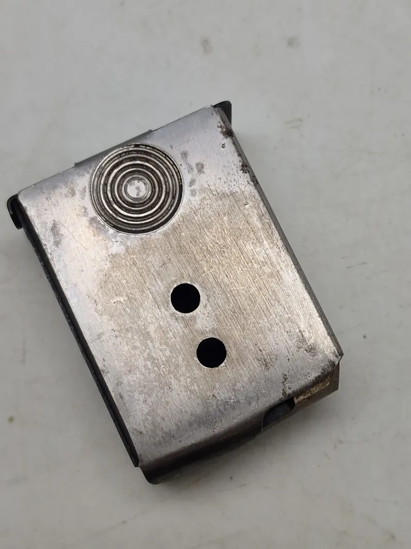 Originalt Dansk 10-21 magasin våbenmester ( Uden nummer )