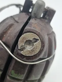 Original engelsk Mills granat, bl.a. nedkastet til modstandsbevægelsen - Deaktiveret jf. gældende dansk lovgivning