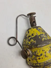 Sjælden original dansk Haandbombe model 1923, til øvelseskast og undervisningsbrug. Typen ses sjældent til salg
