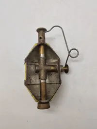 Sjælden original dansk Haandbombe model 1923, til øvelseskast og undervisningsbrug. Typen ses sjældent til salg