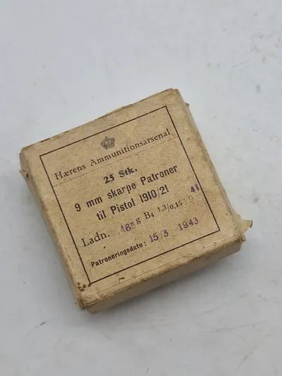 Original æske for patroner til pistol 1910/21
