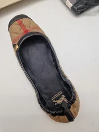 Originale Burberry sko med æske størelse 35