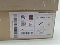 Originale Burberry sko med æske størelse 35
