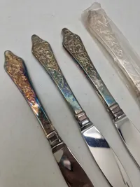 Samling knive i originale æsker - pletsølv