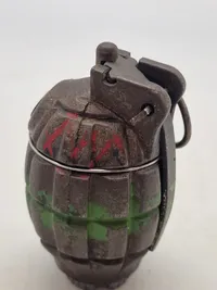 Original engelsk Mills granat, bla nedkastet til den danske modstandsbevægelse - deaktiveret jf. gældende dansk lovgivning