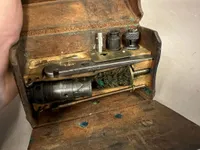 Reservedels sæt til Svensk rekylgevær brugt i den Danske brigade i Sverige WW2