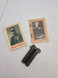 Originale konge sangbøger og svensk olieflaske