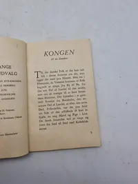 Originale konge sangbøger og svensk olieflaske