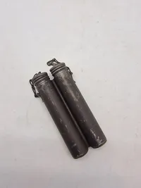 Originale konge sangbøger og svensk olieflaske