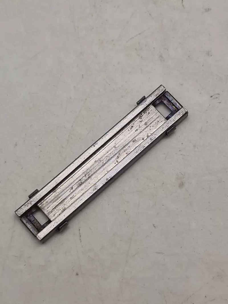 Ekstremt sjælden original ladeskinne for pistol 1910/21