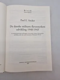 De danske militære flyvestyrkers udvikling 1940-1945 Bind II