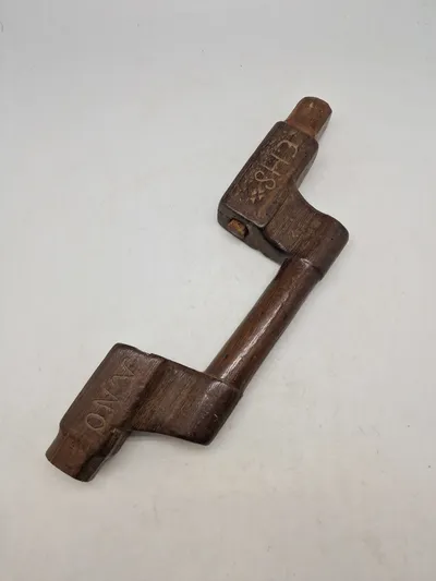 Originalt 1700 tals bor frimurer