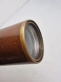 Original stor Marinekikkert klar i optik