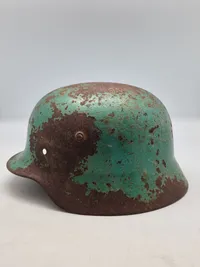 Original tysk ww2 hjelm skal til restaurering