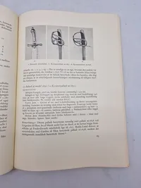 Tøjhusmuseets bog om 1864 Våben og uniformer