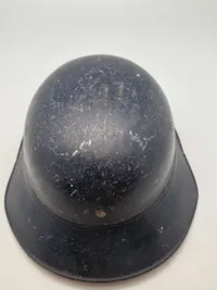 Original tysk Luftschütz hjelm - senere decal???