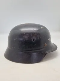 Original tysk Luftschütz hjelm - senere decal???