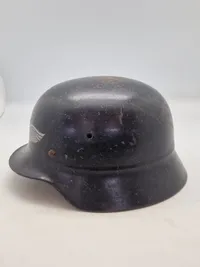 Original tysk Luftschütz hjelm - senere decal???