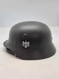 Tysk M/40 hjelm - efterkrigs