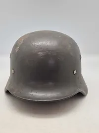 Original tysk M/40 hjelm brugt af brandvæsnet efter ww2