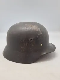 Original tysk M/40 hjelm brugt af brandvæsnet efter ww2
