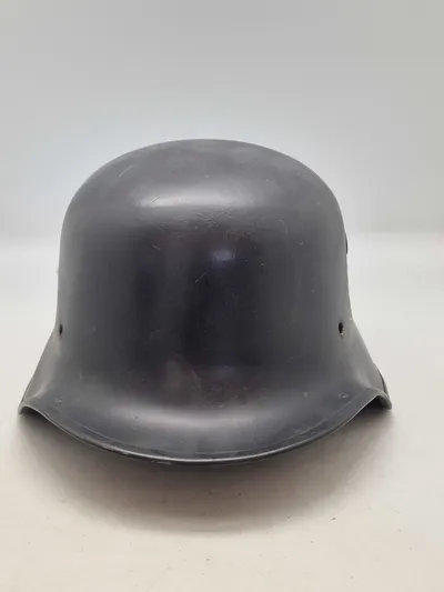 Original tysk ww2 fiber hjelm/parade hjelm med senere decal