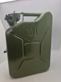 Jerrycan lavet som barskab