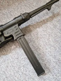 MP40 softgun med vægt som originalen