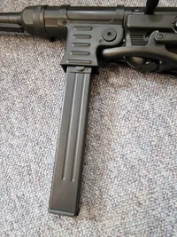 MP40 softgun med vægt som originalen