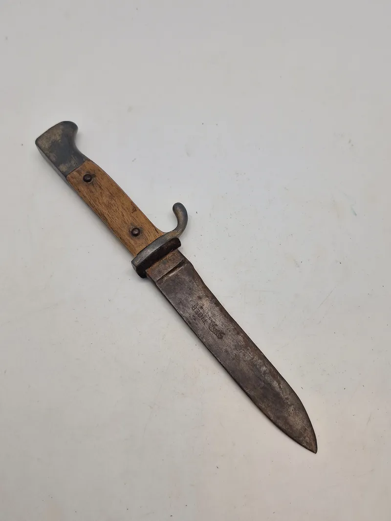 Original tysk HitlerJugend kniv med civile grebsskaller