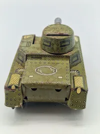 Legetøjs tank