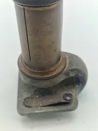 Originalt 1800 tals mikroskop