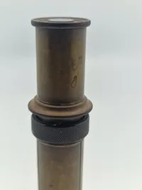 Originalt 1800 tals mikroskop