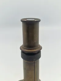 Originalt 1800 tals mikroskop