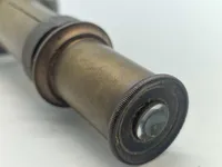 Originalt 1800 tals mikroskop