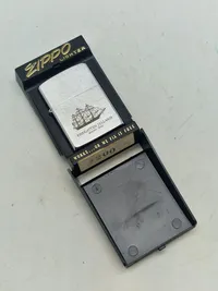 Zippo lighter med fregatten Jylland