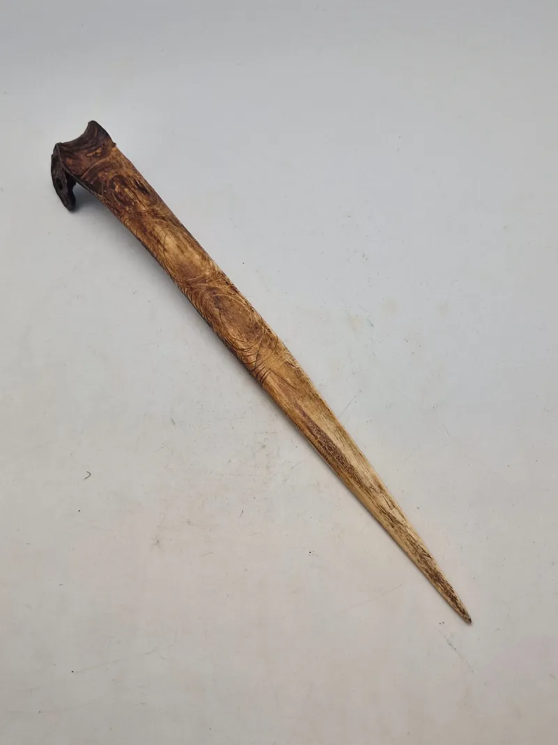 Original Cassowary bone dagger fra Papua New Guinea
