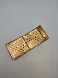 Cigaretetui med lighter